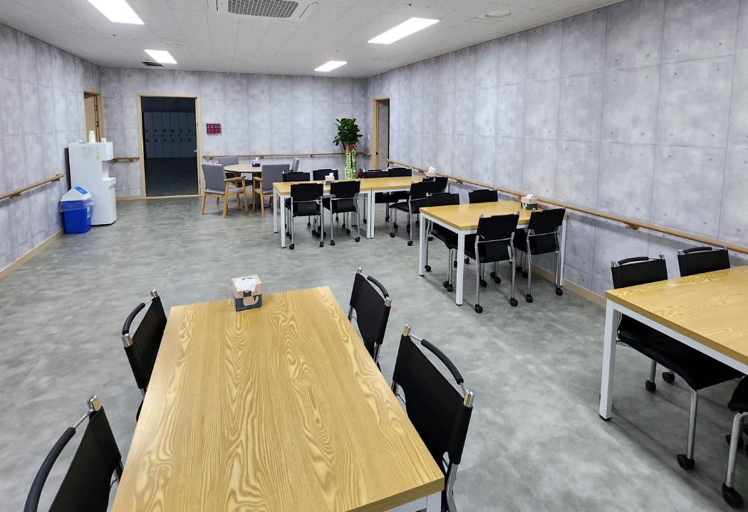 화성마더링요양원 1층 식당 이미지